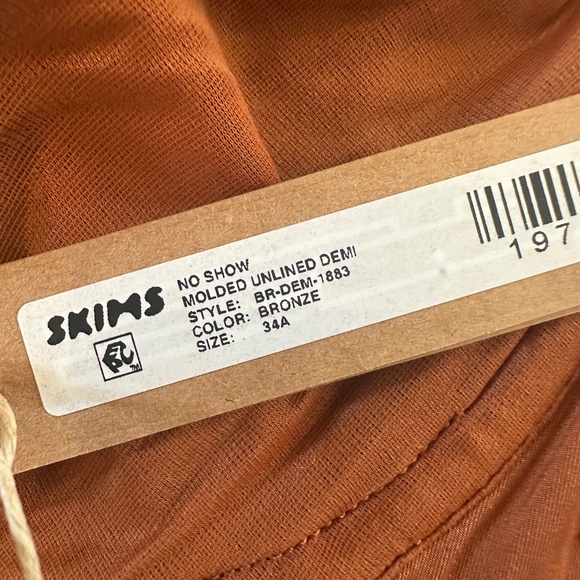 SKIMS Demi Bra - Picture 2 of 2